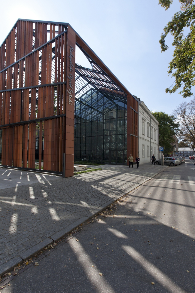 ���������� ����� ������������� ��� �������� � Krzysztof Ingarden