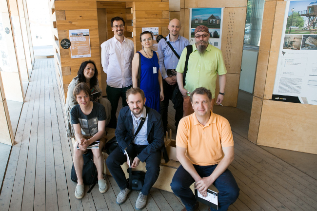 ���� ����WOOD 2014. �����: ����������� ������ ���� ��������, ����������, ���������� ������ ������� ��� ������ �������, ����������� ����������, ������� ���� Hohensinn Architektur ��������� ������, �������� ���-������ ������� �����. �����: ������� ������ ������� �������, ������� �������� ����.�� ���� ����������, ����������� ����������, ���������� �������� ���� �������� ������, ��������, ������� ���� Open Design ���� ������. � ������ ���� ����� ���������� ���������� ��������� ������ (���� ����������), �� ������ ������ ����, ���������� �� ������������� ��������� ���������� (!) ����� ��� ������ �� ����. ���������� ������������� �������������� ������