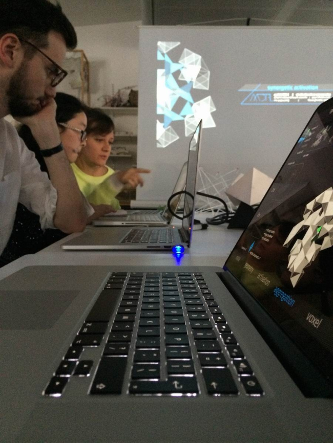 ������ AA DRL. ����: �������� AA. ������������� �������� ��������