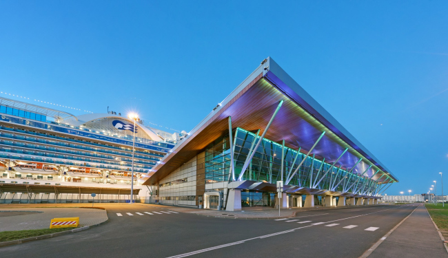 Sea passenger terminal. Terminal #1 (cruise) � "A.Len"