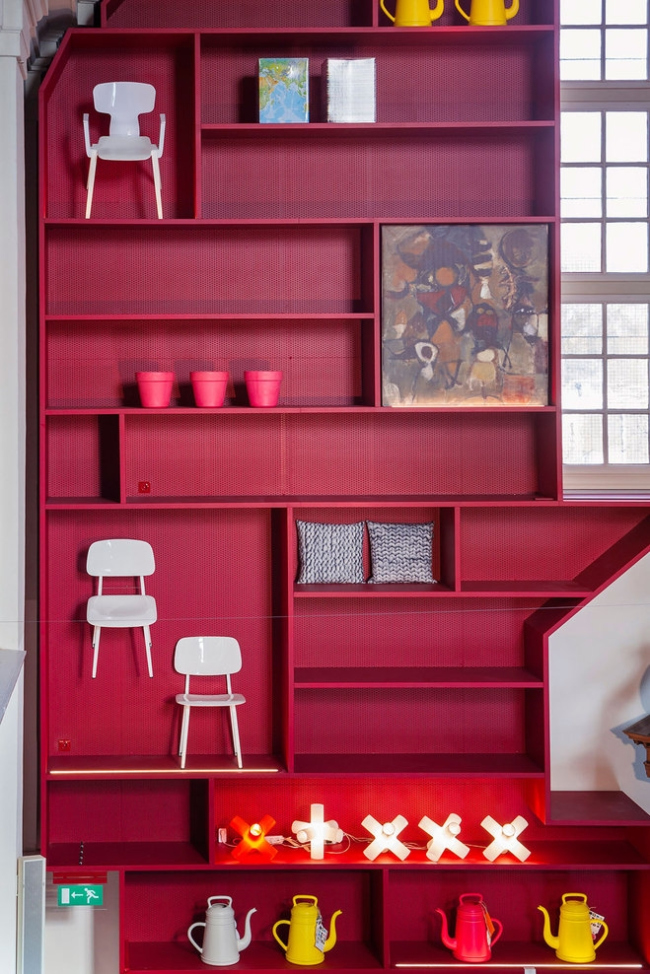 ��������� ����� ��������� � ������� � Scagliola/Brakkee