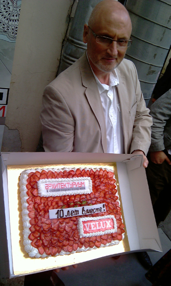 Birthday cake from the company Velux  "Architecturium"/ Yuri Pankratov