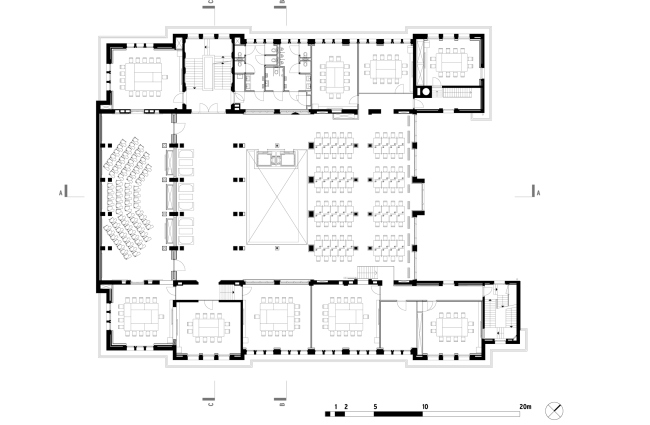  2 . Erasmus University College.  (designed by) Erick van Egeraat