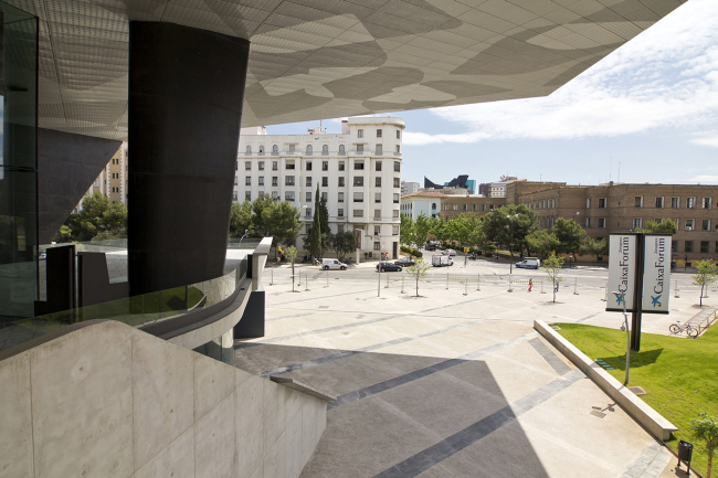 Культурный центр CaixaForum в Сарагосе © Estudio Carme Pinós
