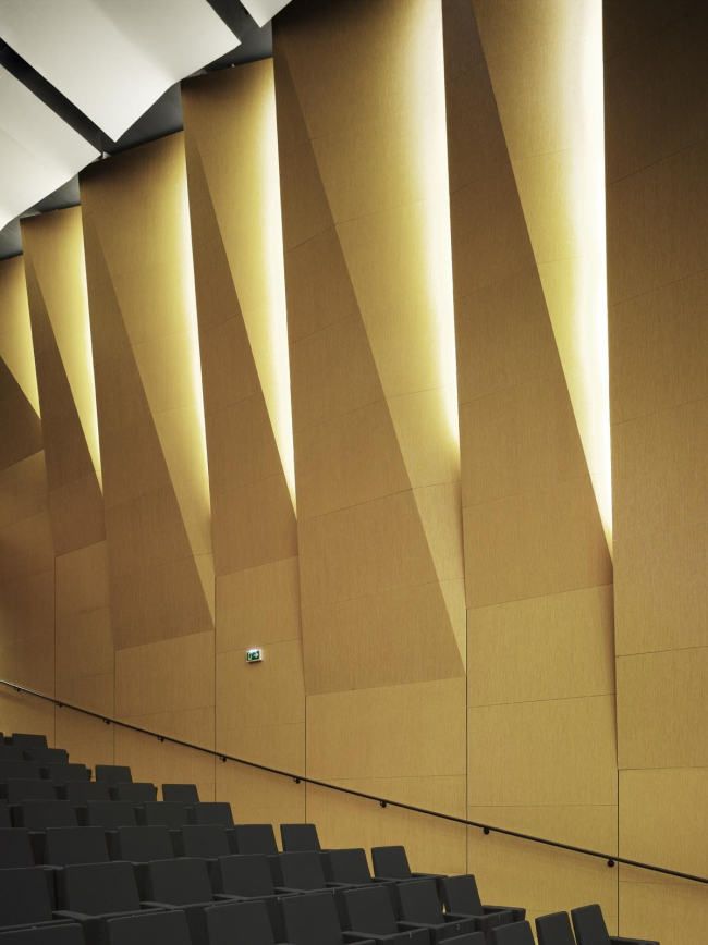 ������������� ��. ������� ���� � Roland Halbe