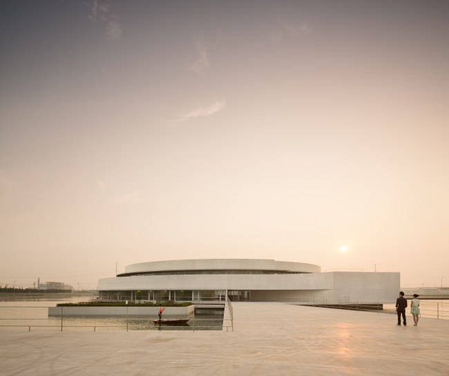 ���������������� ������� �� ���� ������ Shihlien Chemical Industrial � Fernando Guerra | FG+SG