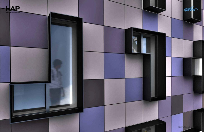 ����� �������� HAP 4 � KARIM RASHID Inc.