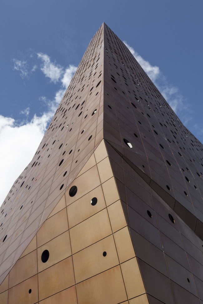 ������������������ ����� � �������� � Designed by Erick van Egeraat / Tim Van de Velde