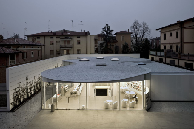 Библиотека MABIC © Andrea Maffei Architects