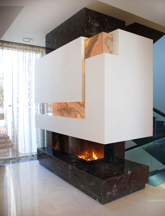 Country house in Moscow area. Fireplace room � Fourth dimension