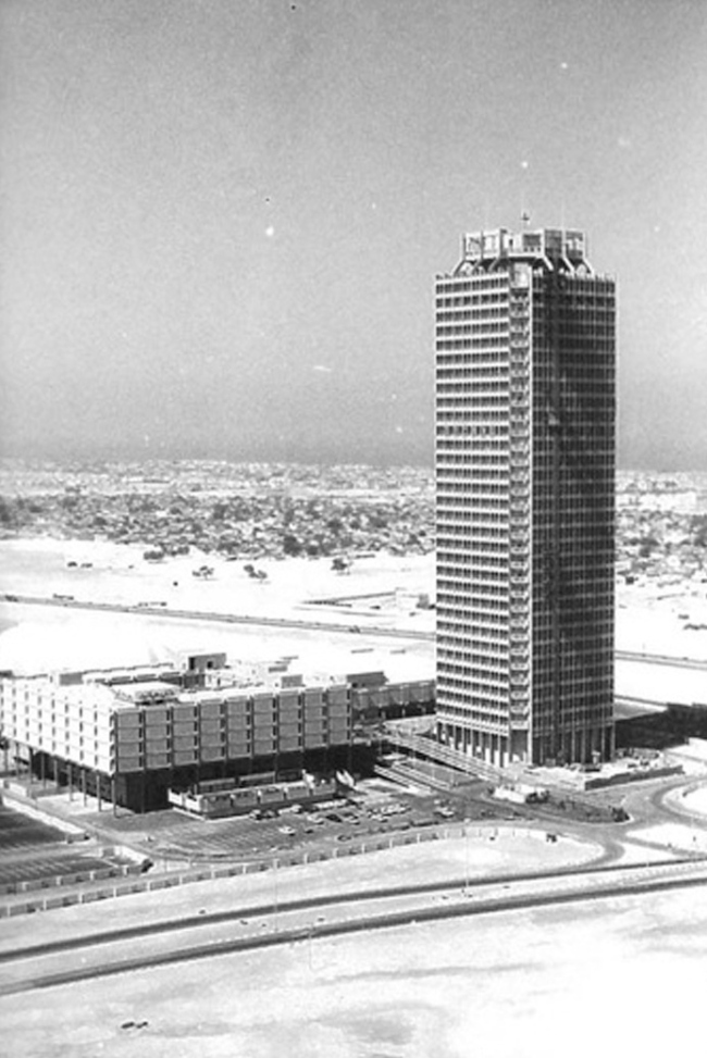 ����� ������������� �������� � �����, 1979. ���� ������������� John R Harris and Partners