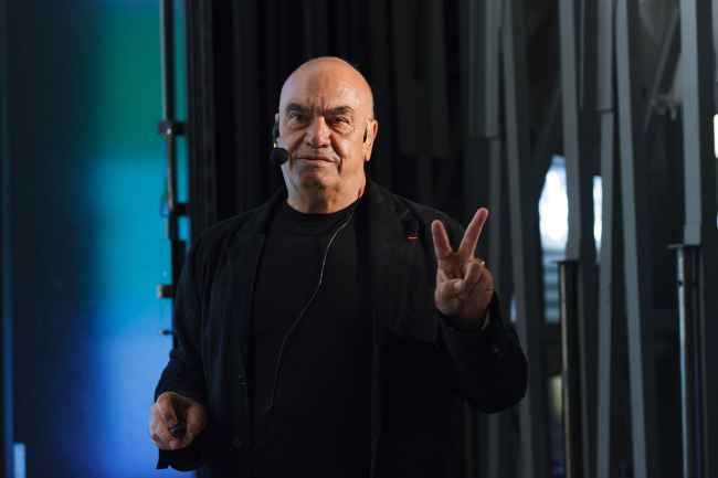 ������������ ������ �� ������ � ��������� ��������. ����: ������ ��������� / �������� ��������