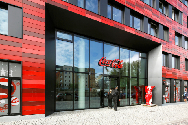����-�������� �������� Coca-Cola. ���������� � Claus Graubner