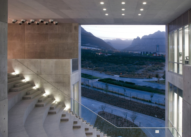       , Tadao Ando Architect & Associates  Roberto Ortiz