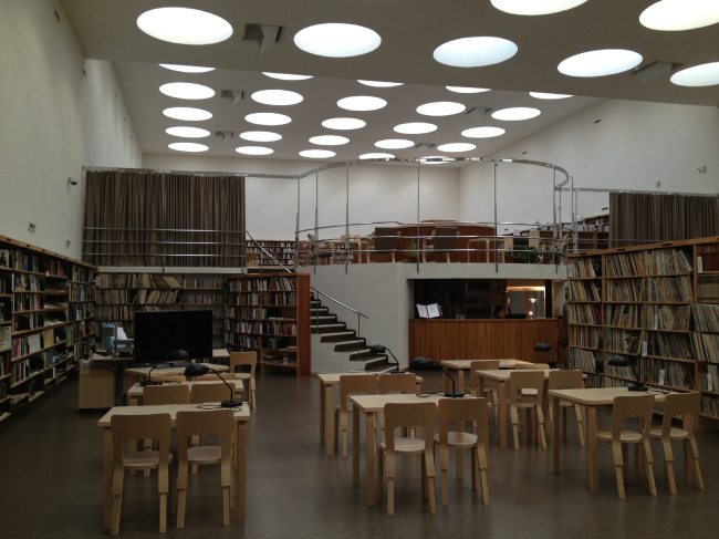 Библиотека Аалто в Выборге. Читальный зал. Фотография © «ДНК аг»