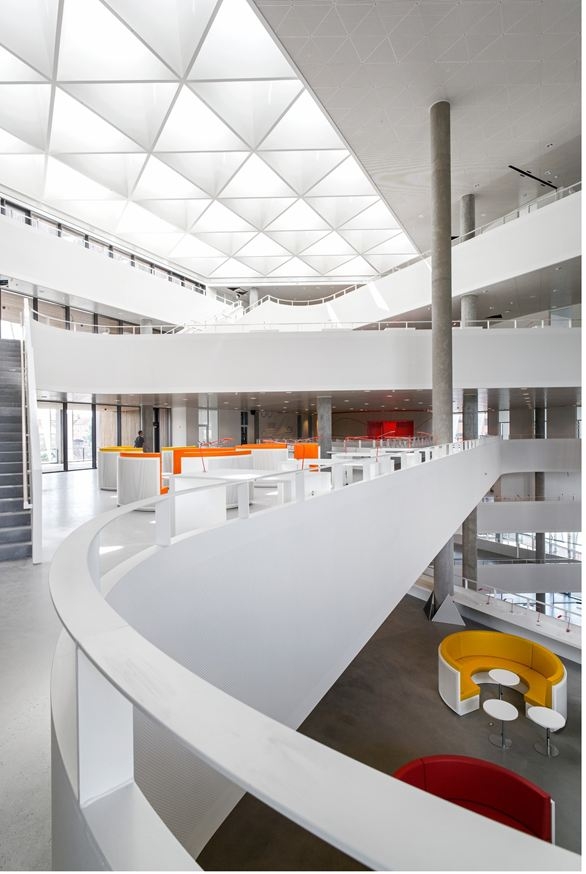 ������ ������������ ����� ����� � ��������� � Jens Lindhe