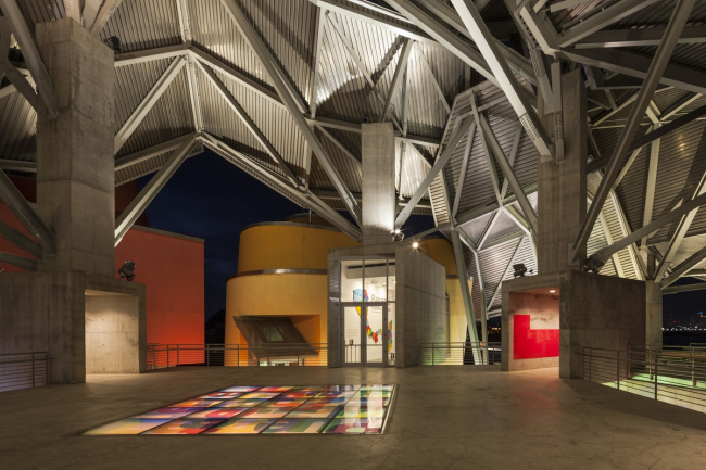 Biomuseo � ����� ���������������. ���� � Fernando Alda / Fundación Amador. ������������� Biomuseo