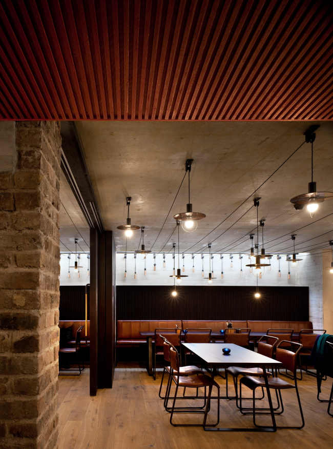 Haworth Tompkins. ����� ��������� � ��������� � Philip Vile. ������������� RIBA