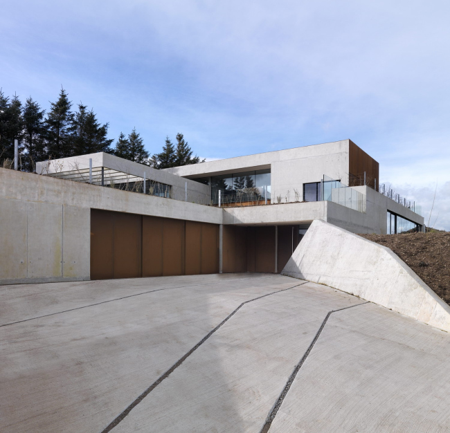 Loyn & Co. Architects. ����� Stormy Castle � ������ � Charles Hosea. ������������� RIBA