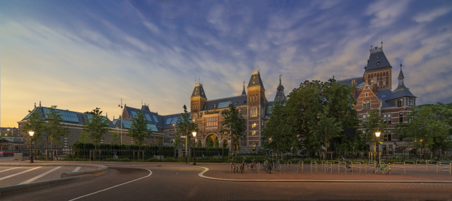 ����������� � ����� Philips � Rijksmuseum / John Lewis Marshall
