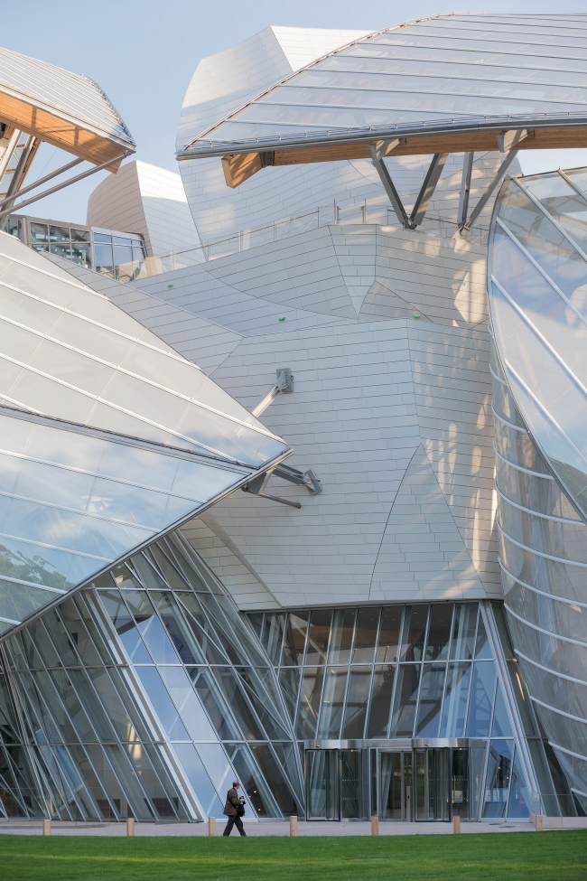 ���� Louis Vuitton. ����: Iwan Baan ��� Fondation Louis Vuitton � Iwan Baan