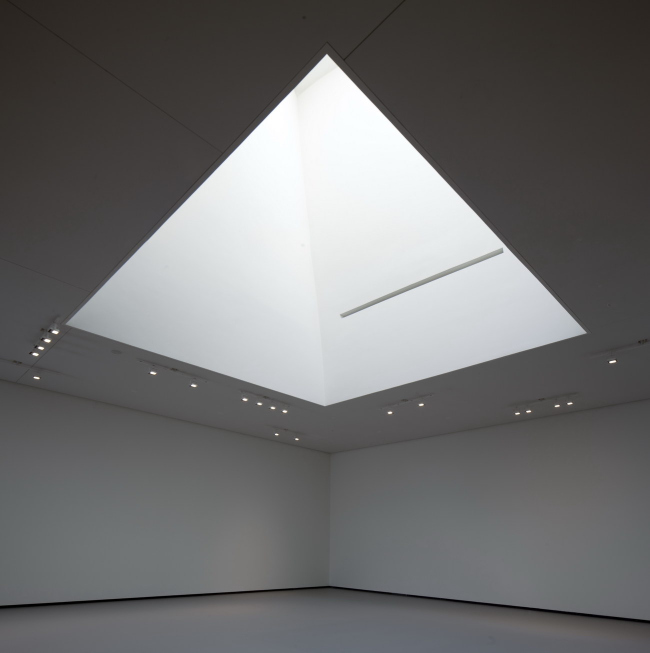 ���� Louis Vuitton � 2014 Todd Eberle