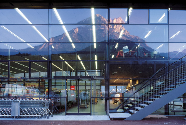 ����������� MPREIS � �������. ���������� ����� ������ � Thomas Jantscher