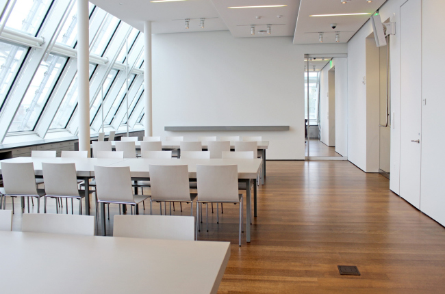 ����� �������� ������������ ������������ � �������������. ������� �����. ����: Antoinette Hocbo