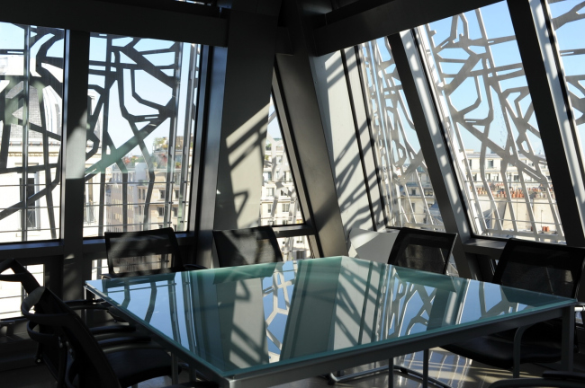 ������������ �������� � ������������ � ������ � Georges Fessy, Nicolas Borel