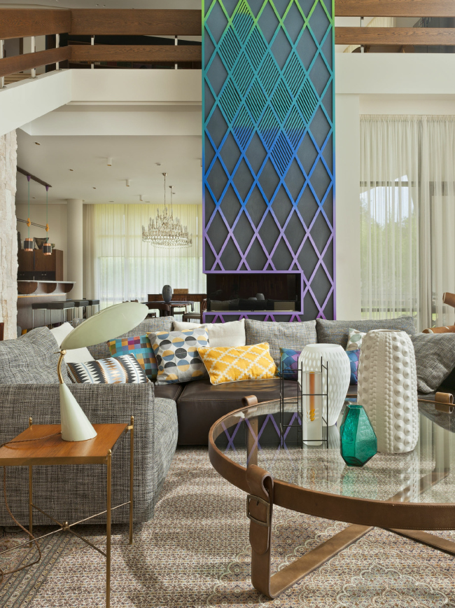 Python House. Photo � Frank Herfort