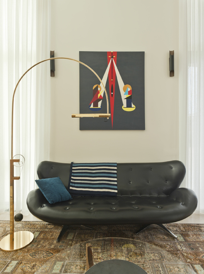 Python House. Photo � Frank Herfort