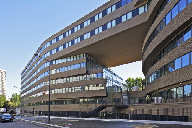 ������� ������ Pushed Slab � Philippe Ruault