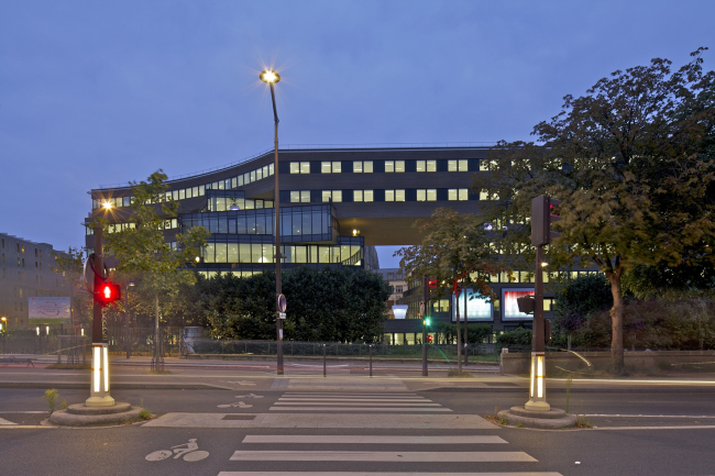 ������� ������ Pushed Slab � Philippe Ruault