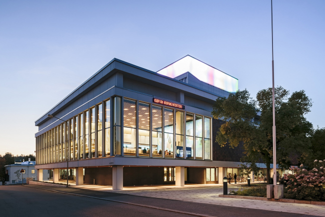 ��������� ����� ������ � ������������� � Tuomas Uusheimo