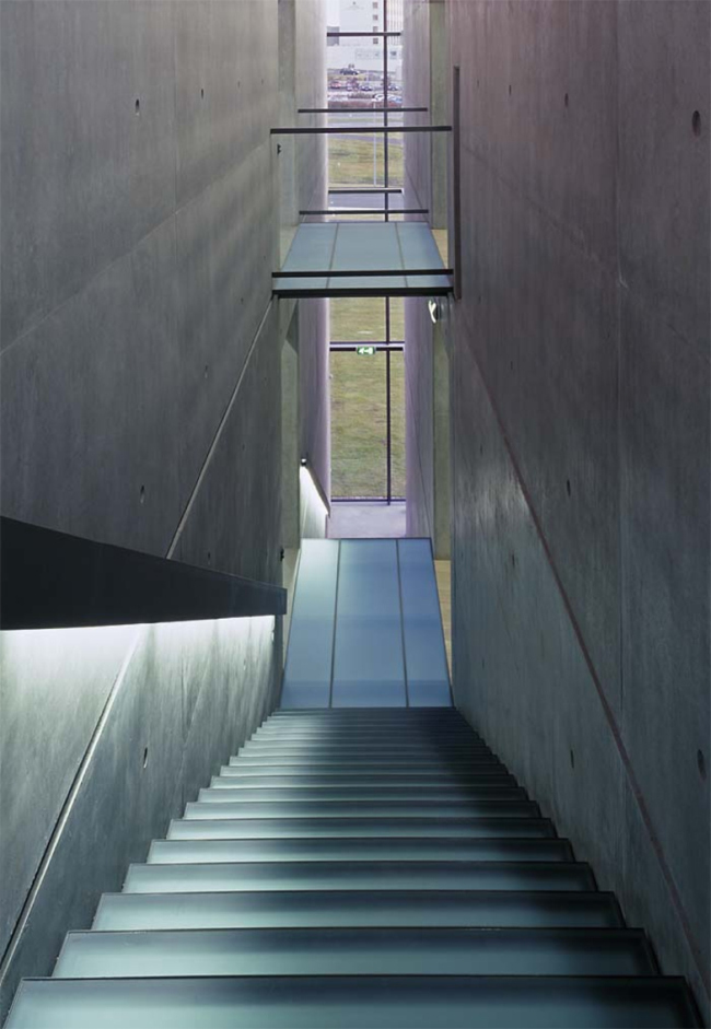 ����� �������� ������ � ����������. ������������� Velux