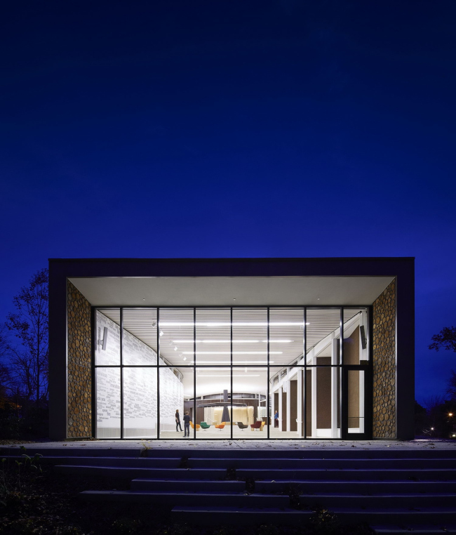 ����� ���������� �������������� Arcus. ����: Steve Hall � Hedrich Blessing