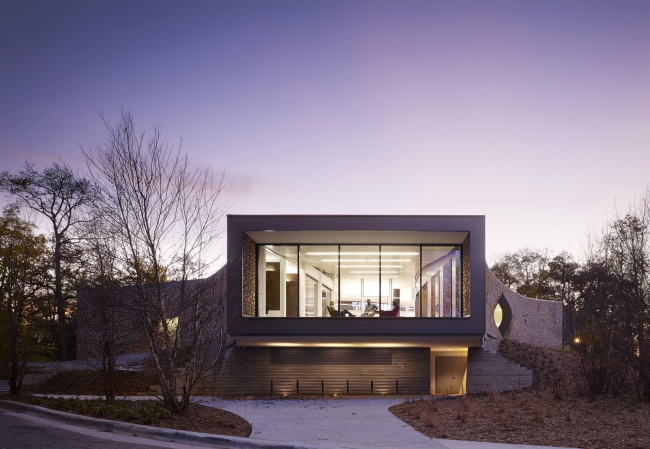 ����� ���������� �������������� Arcus. ����: Steve Hall � Hedrich Blessing