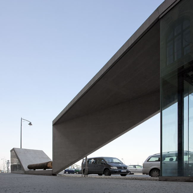 ������� ����� �����-������� ��� � Tamás Bujnovszky