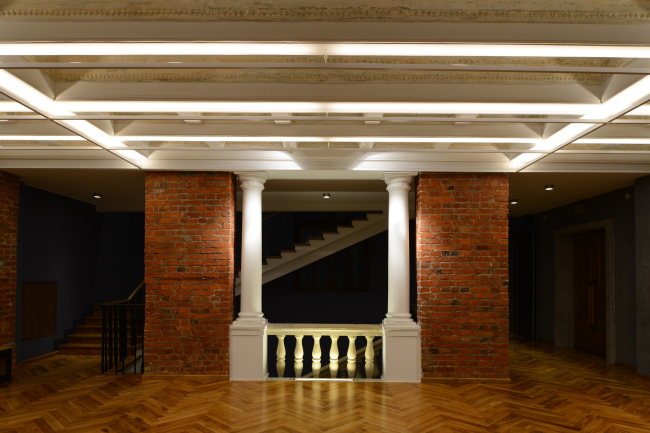 Foyer. "Electrotheater Stanislavsky". Photo  Ilia Ivanov, 2014
