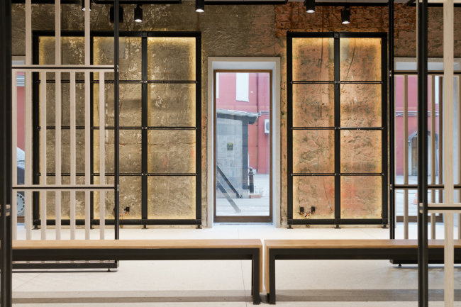 Foyer. "Electrotheater Stanislavsky". Photo � Ilia Ivanov, 2014