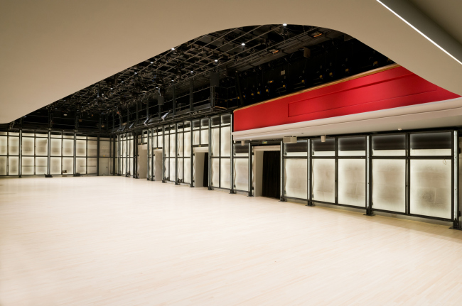 Main hall. View from the balcony. "Electrotheater Stanislavsky". Photo  Ilia Ivanov, 2014