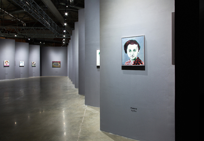 The exhibition "Losing Face" by Jan Vanriet. Photo: Danila Remizov