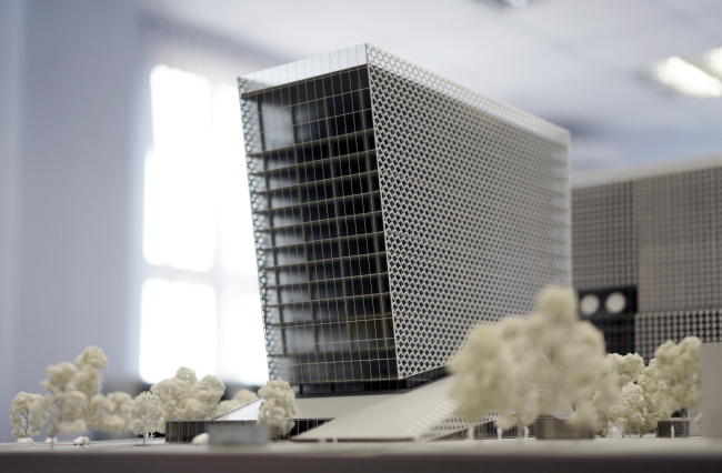 Model. Concepts of the HQ's of "Sportmaster" and "O'Stin". � "Reserve", Yuri Fadeev