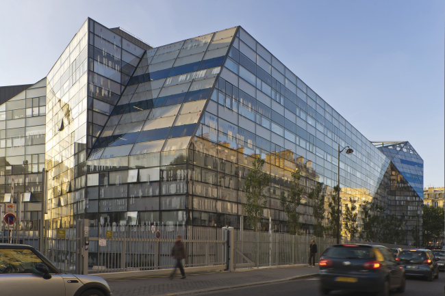 �������� ������������ �������� Imagine �������� ������. Ateliers Jean Nouvel & Valero Gadan Architectes. ����������� ������ ������ - Atelier Hiroshi Maeda. ����: Christophe Valtin