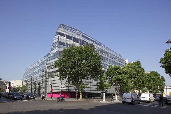�������� ������������ �������� Imagine �������� ������. Ateliers Jean Nouvel & Valero Gadan Architectes. ����������� ������ ������ - Atelier Hiroshi Maeda. ����: Patrick H. Müller