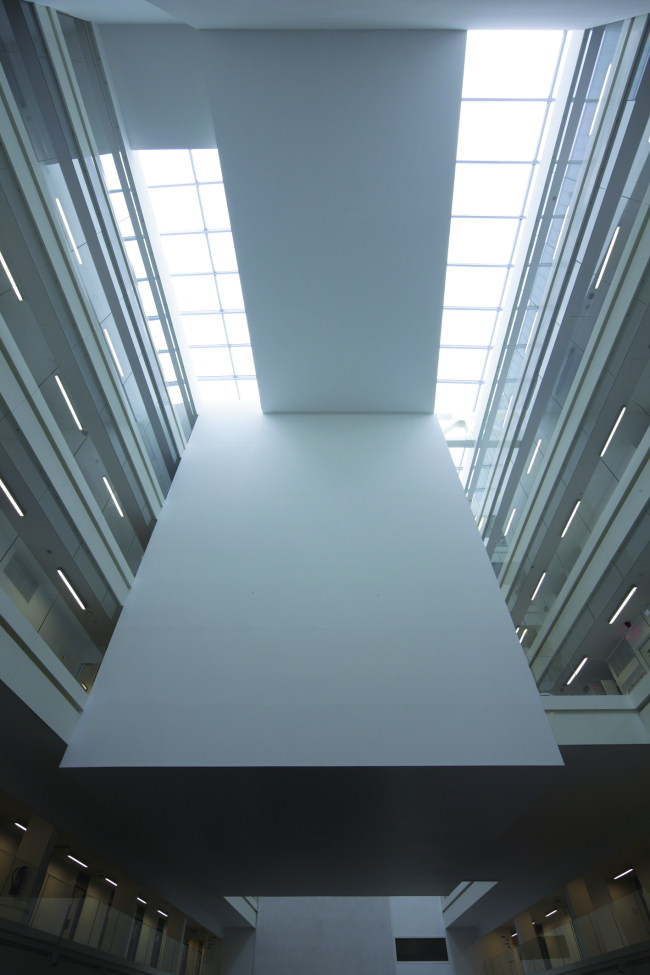 �������� ������������ �������� Imagine �������� ������. Ateliers Jean Nouvel & Valero Gadan Architectes.  ����: Patrick H. Müller