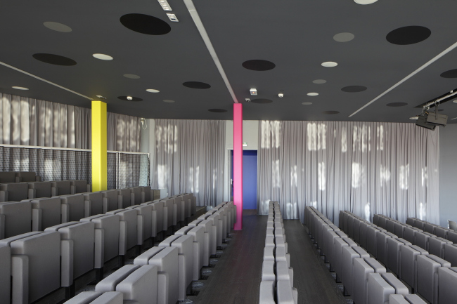 �������� ������������ �������� Imagine �������� ������. Ateliers Jean Nouvel & Valero Gadan Architectes.  ����: Patrick H. Müller