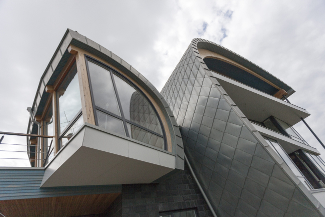 Country house. The gallery situated in the "minor" sail � Roman Leonidov architectural bureau