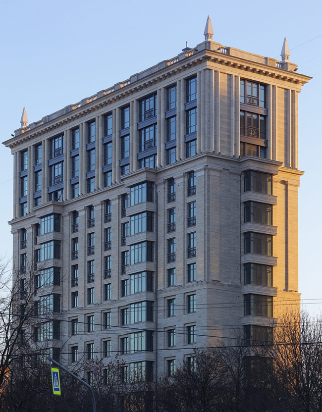 The building at 5, Pobedy Street. "Eugene Gerasimov and Partners", 2014. Photo courtesy of LEGENDA Intelligent Development