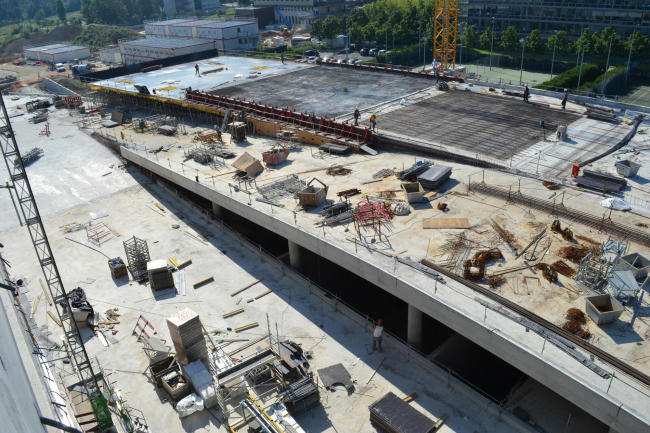 ������ ������������������ � ����������� ����� �����-������ � Pargade Architectes